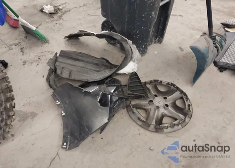 2018 Toyota Rav4 Le from USA, damaged, VIN JTMBFREV1JJ205368